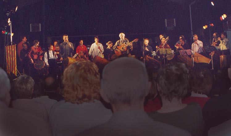 PLANTEVIN et TAMBOURINS : spectacle pour le Festival du Tambourin d'Aix-en-Provence.